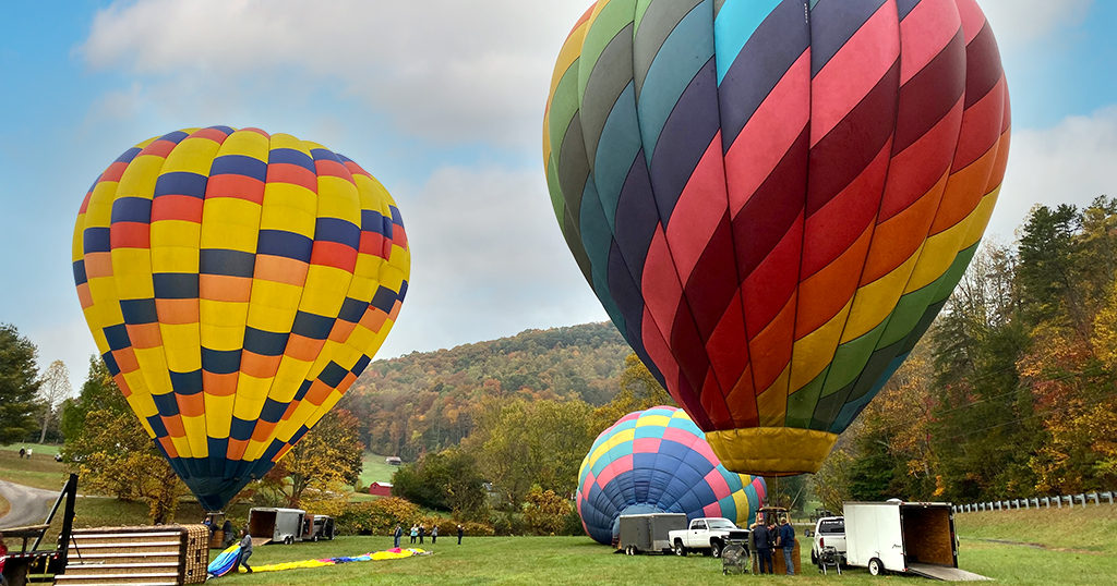 Rekreasi Menyenangkan Naik Balon Udara Di Asheville